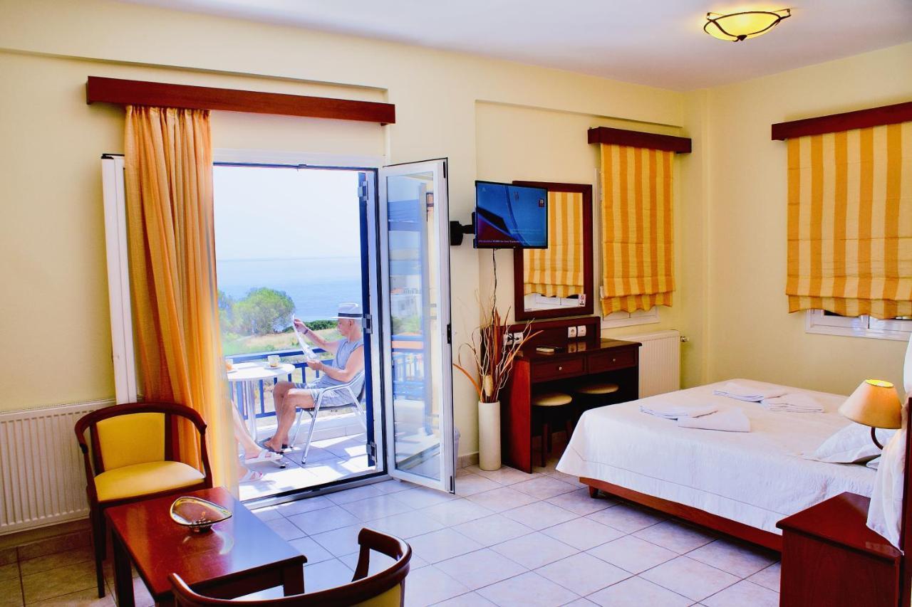 Venardos Hotel Agia Pelagia  ภายนอก รูปภาพ