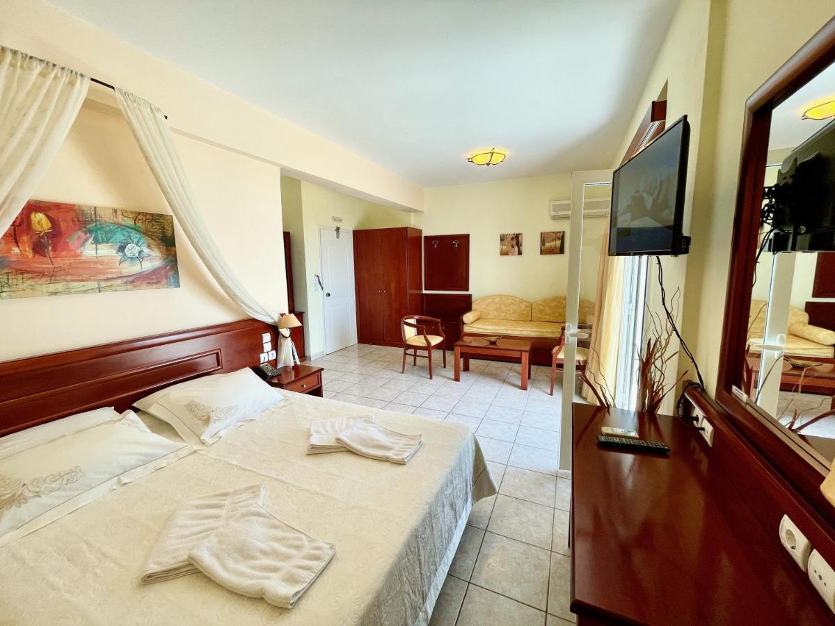 Venardos Hotel Agia Pelagia  ภายนอก รูปภาพ