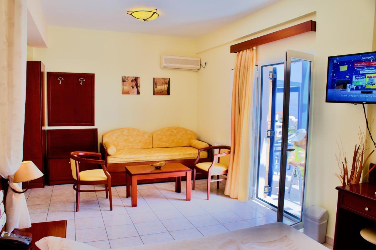 Venardos Hotel Agia Pelagia  ภายนอก รูปภาพ
