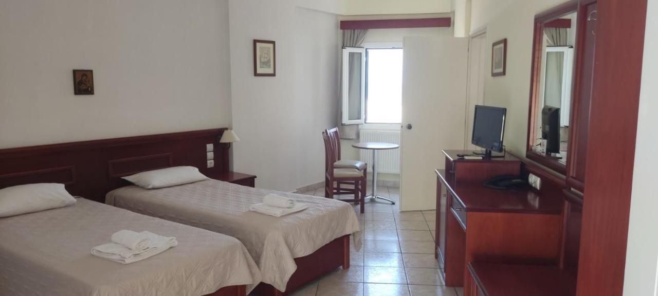 Venardos Hotel Agia Pelagia  ภายนอก รูปภาพ