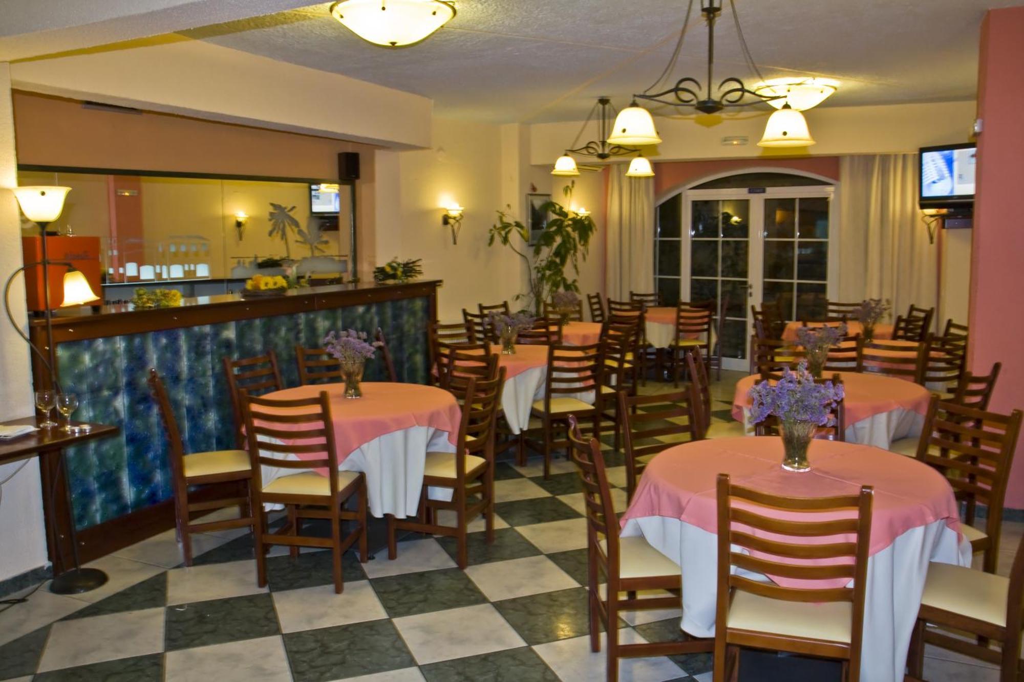 Venardos Hotel Agia Pelagia  ภายนอก รูปภาพ
