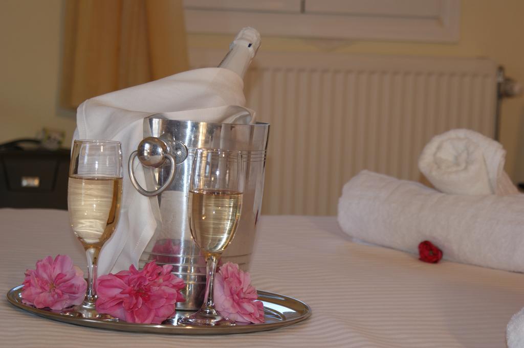 Venardos Hotel Agia Pelagia  ภายนอก รูปภาพ